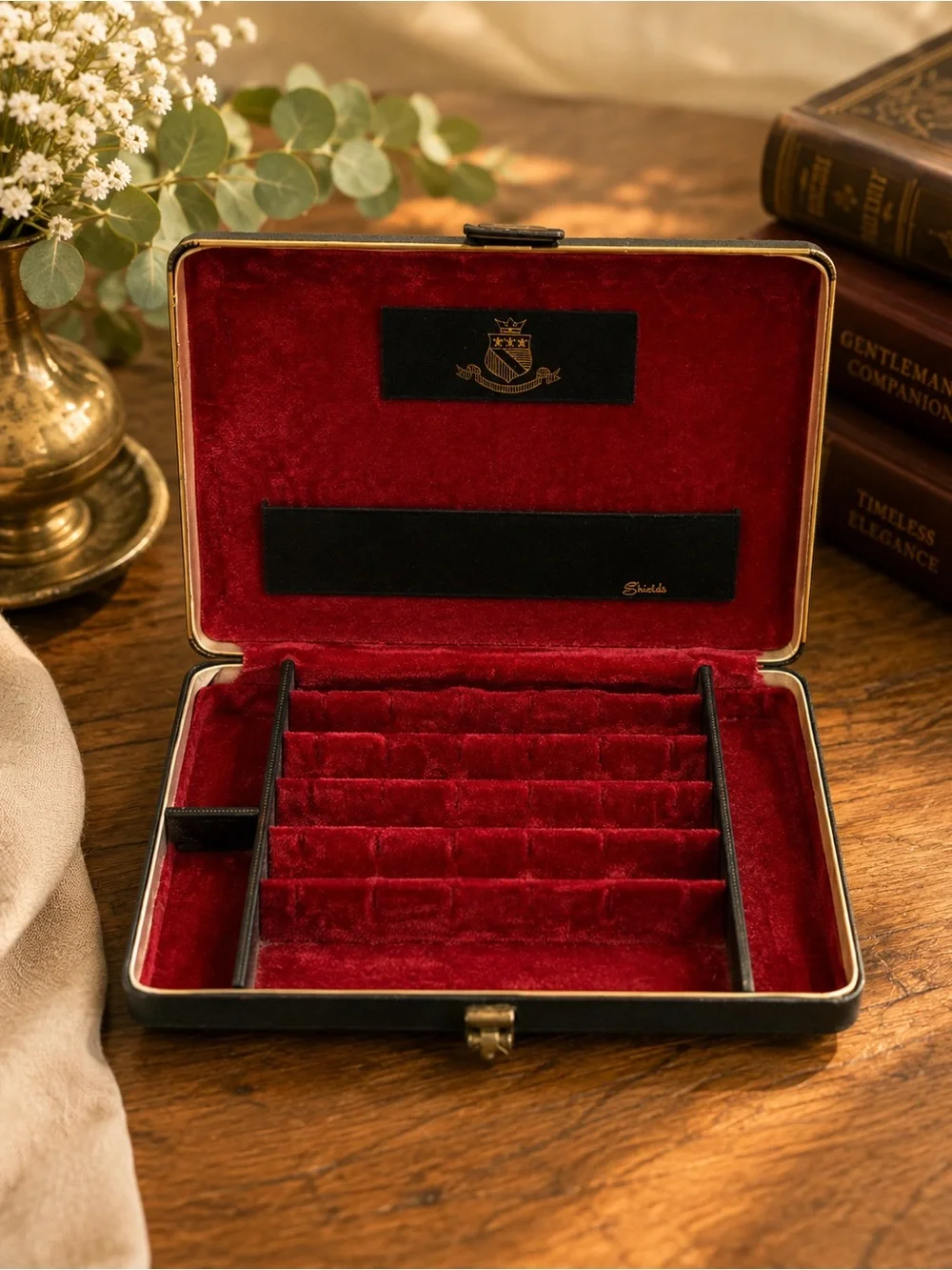 Vintage Shields Men’s Jewelry Valet Box Red Velvet MCM